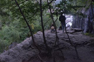 Скала над водопадом Чёртова Мельница.