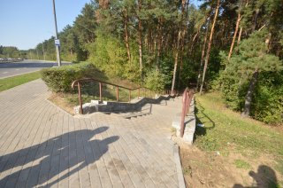 Лестница в парк с улицы Соломовой.