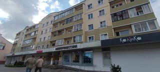 Магазины в Ожешко 36. 2025.